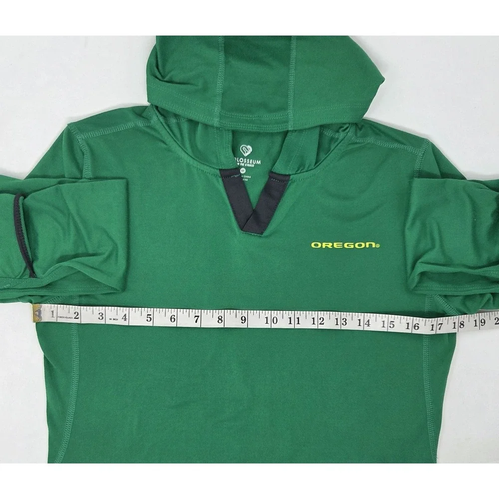 Oregon Ducks Long Sleeve Hooded Shirt Womens Size Medium Green Colosseum